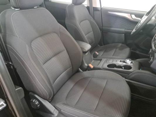Ford Kuga 102