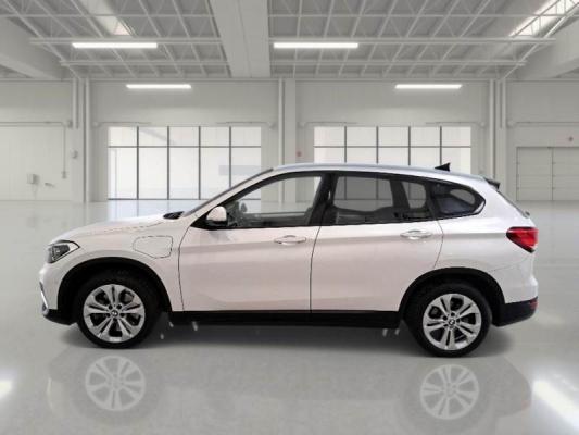 BMW X1 8