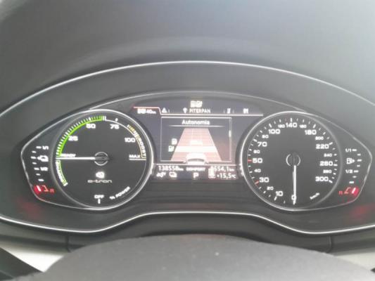 Audi Q5 4