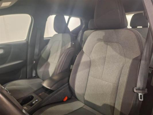 Volvo XC40 11
