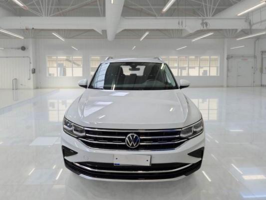 Volkswagen Tiguan 6