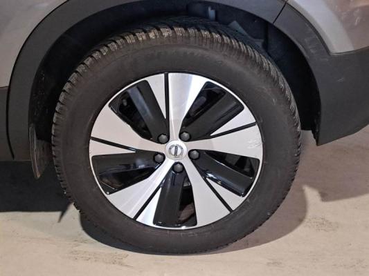Volvo XC40 18