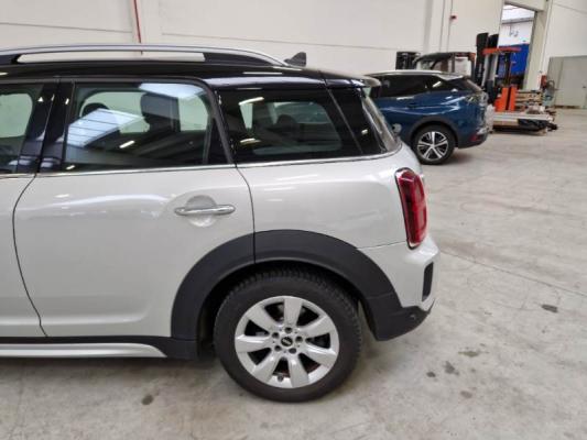 Mini Countryman 33