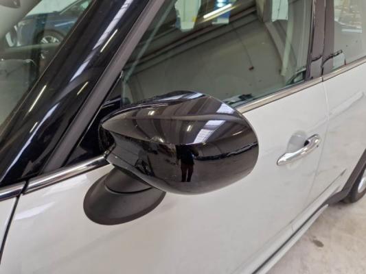 Mini Countryman 37