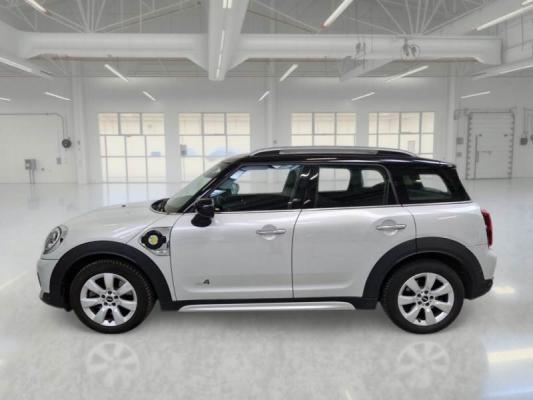 Mini Countryman 8