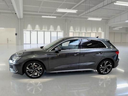 Audi A3 8