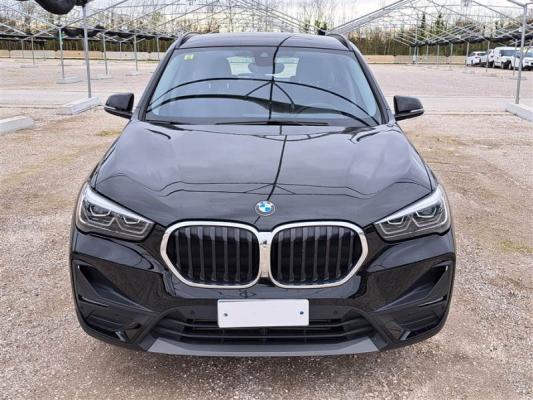 BMW X1 6