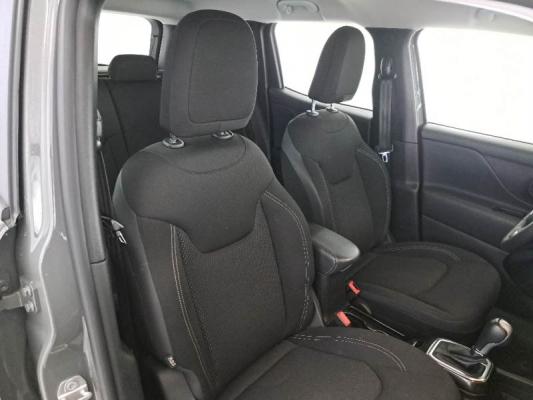 Jeep Renegade Hybrid 13