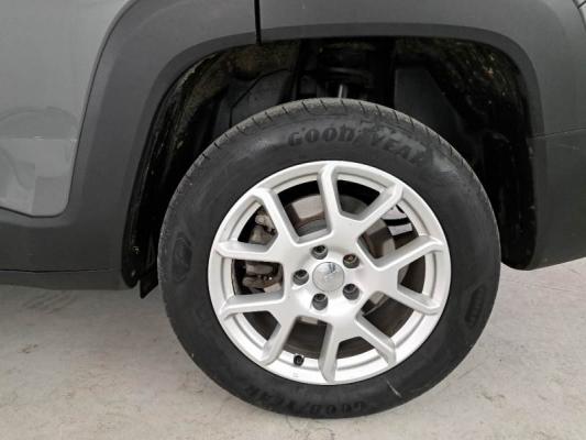 Jeep Renegade Hybrid 19
