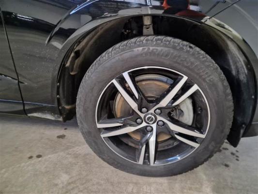 Volvo XC60  16