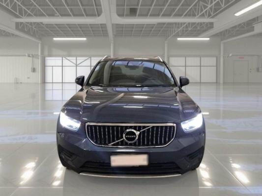 Volvo XC40  6