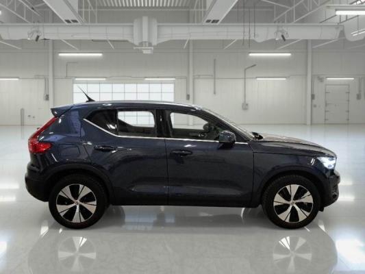 Volvo XC40  7