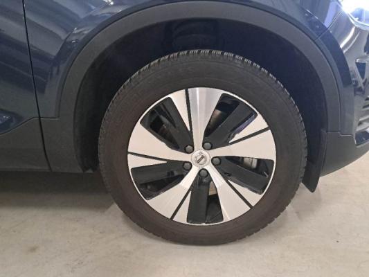 Volvo XC40  17
