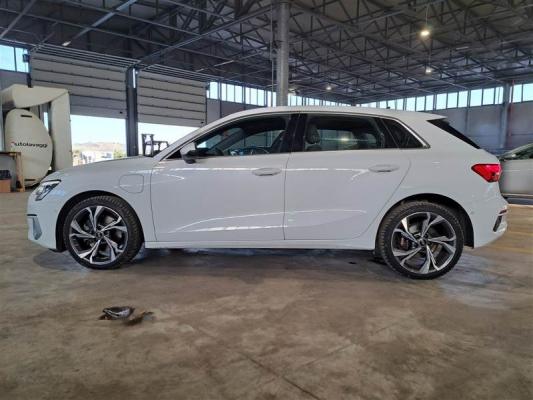 Audi A3 8