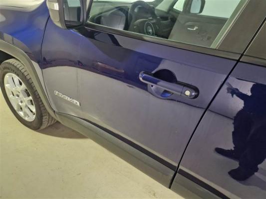 Jeep Renegade Hybrid 53