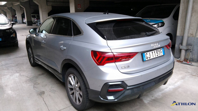 Audi Q3 Sportback 1