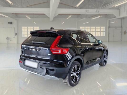 Volvo XC40  1