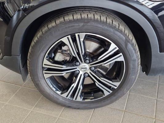 Volvo XC40  19