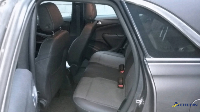 Opel Crossland 8