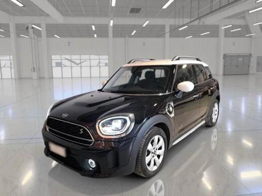 Mini Mini Countryman 1