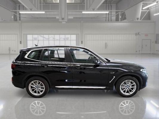 BMW X3 7