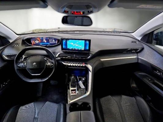 Peugeot 5008 3
