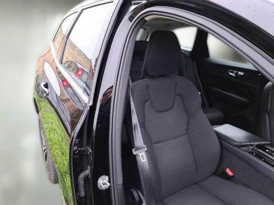 Volvo XC60  13