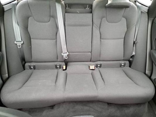 Volvo XC60  16