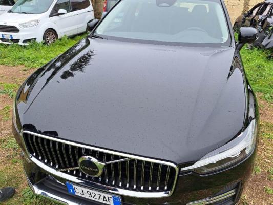 Volvo XC60  24