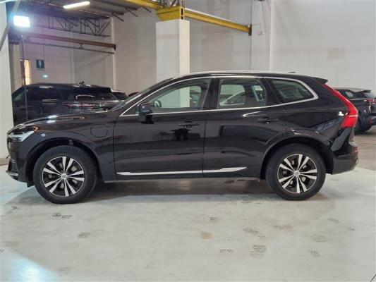 Volvo XC60  8