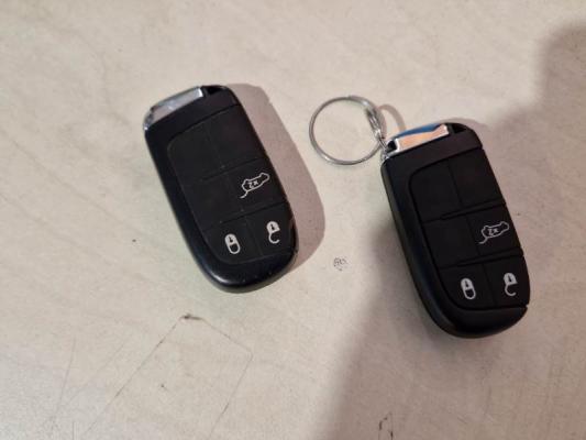 Jeep Compass 23