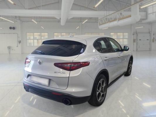 Alfa Romeo Stelvio 1