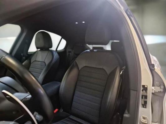 Alfa Romeo Stelvio 10