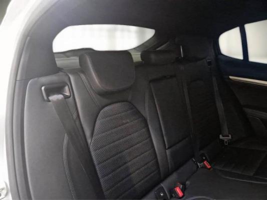 Alfa Romeo Stelvio 14