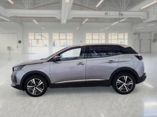 Peugeot 3008 8