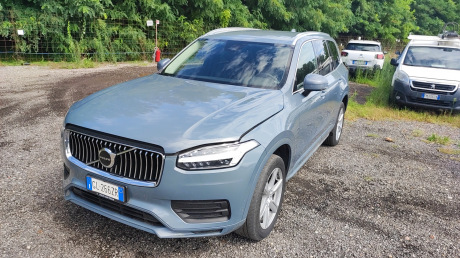 Volvo XC90  50