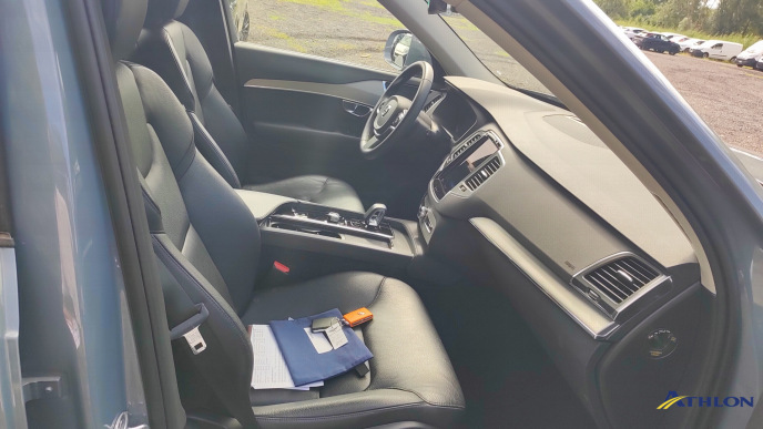 Volvo XC90  7
