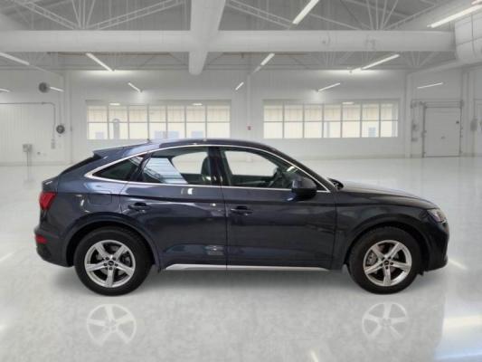 Audi Q5 6