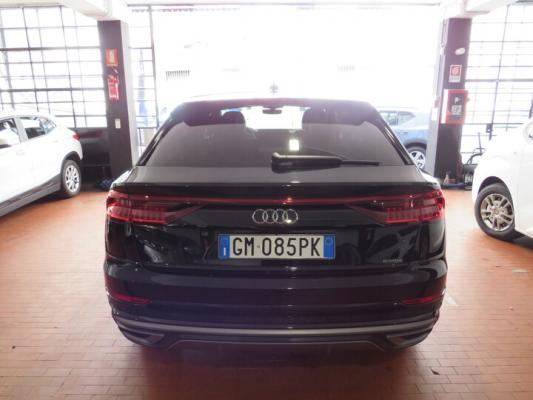 Audi Q8 7