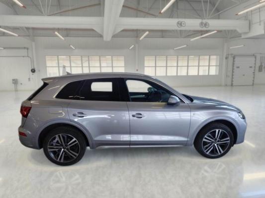 Audi Q5 6