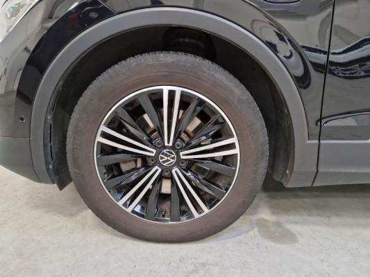 Volkswagen Tiguan 19