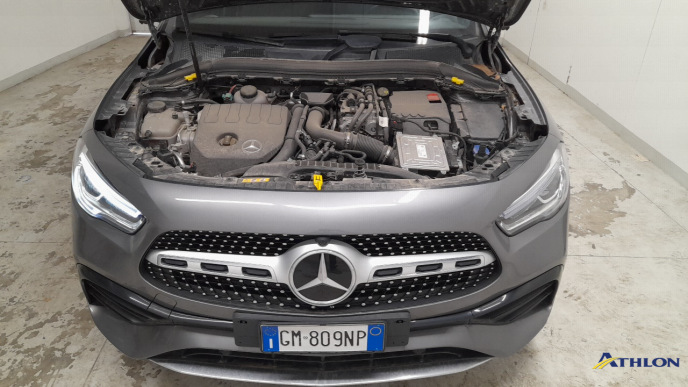 Mercedes GLA          H247 15