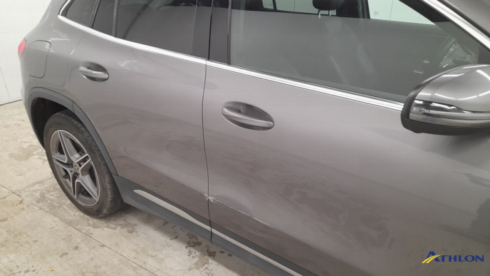 Mercedes GLA          H247 31