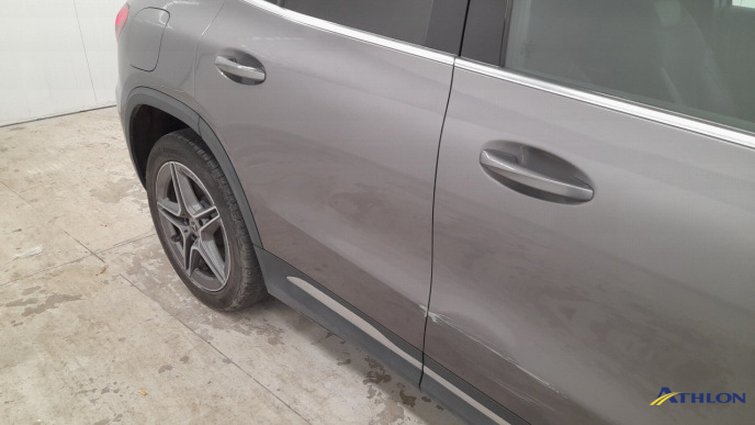 Mercedes GLA          H247 34