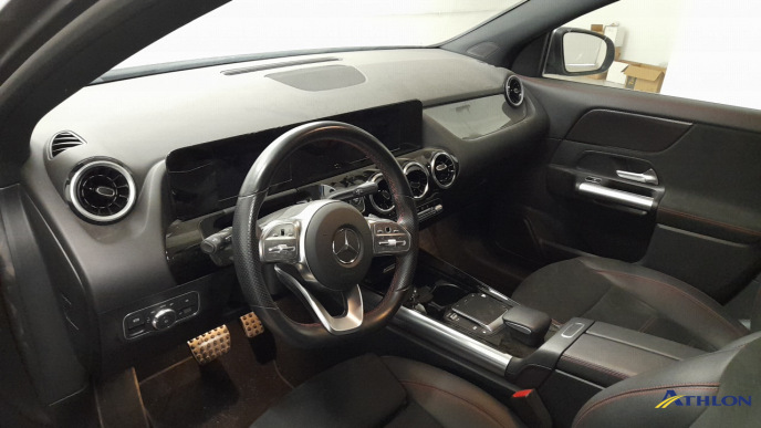 Mercedes GLA          H247 6