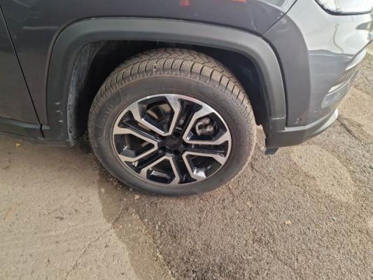 Jeep Compass 16