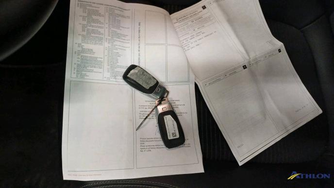 Mercedes EQA 33