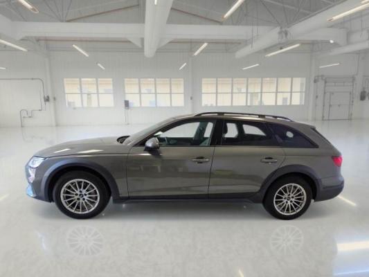 Audi A4 allroad 7