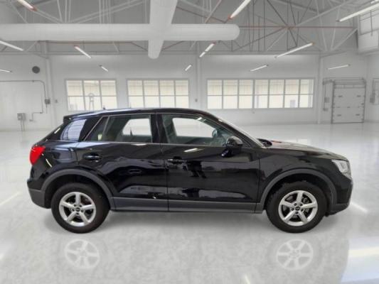 Audi Q2 6