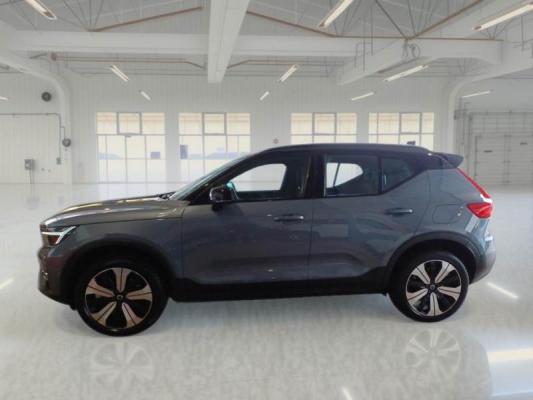 Volvo XC40  7